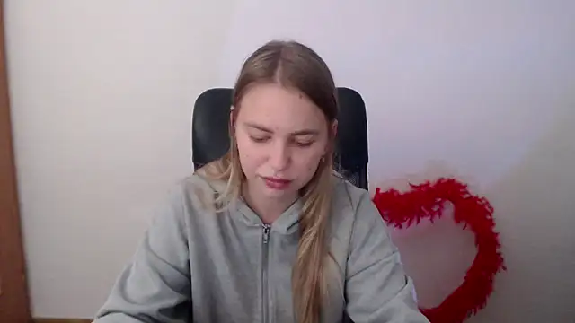 klerkarina online show from 10-26-25, 05:46