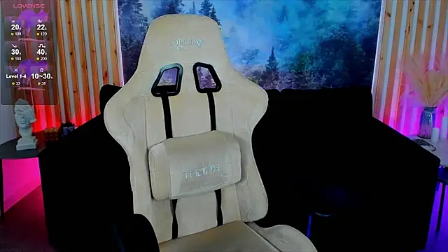 GrayceWild online show from 09-29-25, 05:34