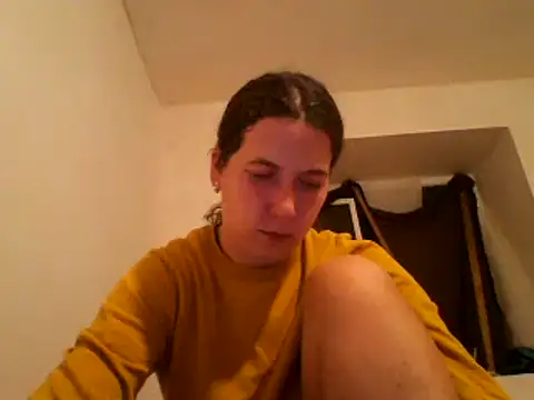 Snapshot of Tamilashaa chatting on 01-26-25, 05:55 Tamilashaa online show from 01-26-25, 05:55