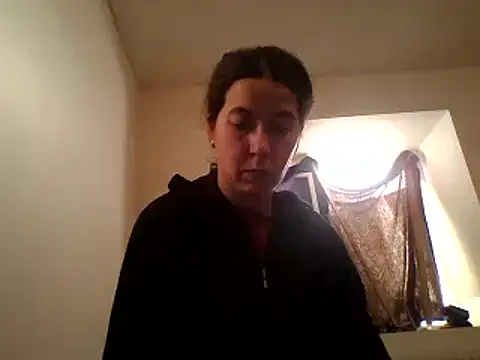 Snapshot of Tamilashaa chatting on 02-09-25, 06:43 Tamilashaa online show from 02-09-25, 06:43