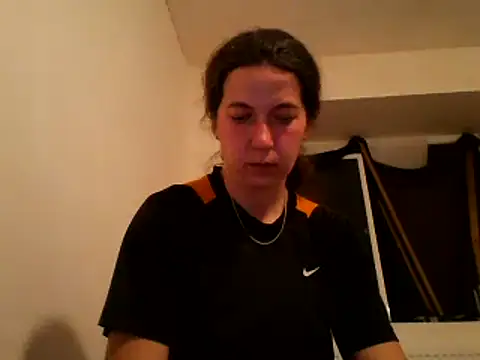 Snapshot of Tamilashaa chatting on 03-05-25, 06:34 Tamilashaa online show from 03-05-25, 06:34