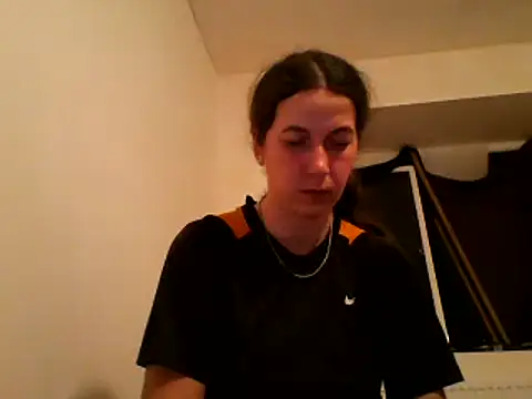 Snapshot of Tamilashaa chatting on 03-07-25, 07:38 Tamilashaa online show from 03-07-25, 07:38