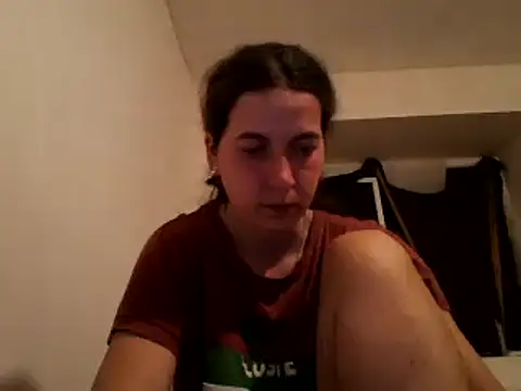 Snapshot of Tamilashaa chatting on 03-22-25, 05:09 Tamilashaa online show from 03-22-25, 05:09