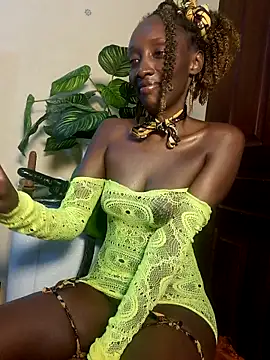 Snapshot of lynnkatrina chatting on 09-13-25, 10:20 lynnkatrina online show from 09-13-25, 10:20