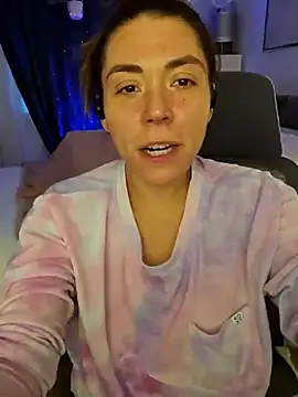 Snapshot of Ellie-L-Elizabeth chatting on 12-11-24, 12:55 Ellie-L-Elizabeth online show from 12-11-24, 12:55