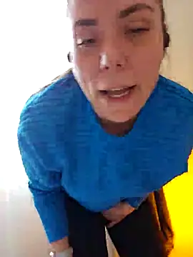 Snapshot of Ellie-L-Elizabeth chatting on 02-27-25, 05:26 Ellie-L-Elizabeth online show from 02-27-25, 05:26