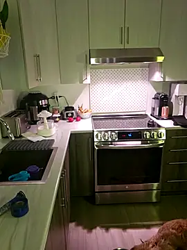 Snapshot of Ellie-L-Elizabeth chatting on 09-14-25, 11:26 Ellie-L-Elizabeth online show from 09-14-25, 11:26