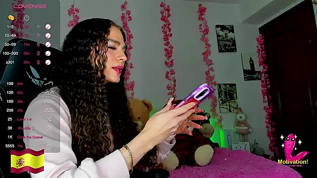 Snapshot of gabrielatafur_ chatting on 01-14-25, 08:41 gabrielatafur  online show from 01-14-25, 08:41