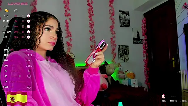 Snapshot of gabrielatafur_ chatting on 03-13-25, 06:26 gabrielatafur  online show from 03-13-25, 06:26