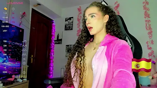 Snapshot of gabrielatafur_ chatting on 09-23-25, 07:50 gabrielatafur  online show from 09-23-25, 07:50