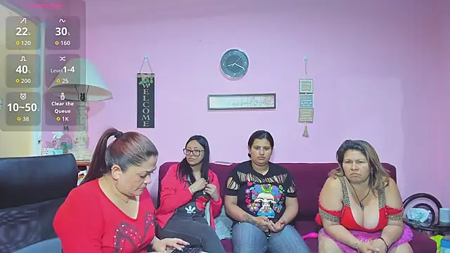 Snapshot of lesbiancuple chatting on 10-03-25, 01:19 lesbiancuple online show from 10-03-25, 01:19