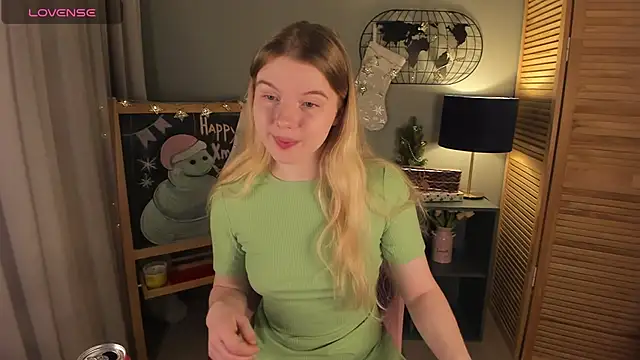 ohmyJuliet online show from 12-25-24, 02:25