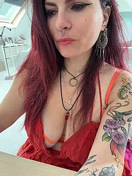 Snapshot of LunaMoongirl chatting on 07-30-26, 10:25 LunaMoongirl online show from 07-30-26, 10:25