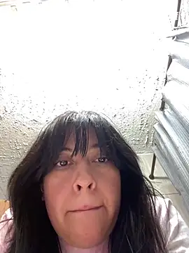 AriannaPena online show from 09-28-25, 12:05