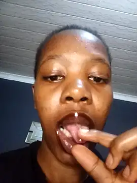 SheisBlacq online show from 11-07-25, 09:04