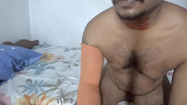 Snapshot of DevilZoone chatting on 12-05-25, 02:58 DevilZoone online show from 12-05-25, 02:58