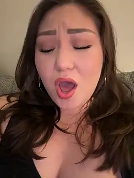 RosieDixx online show from 11-27-25, 04:58