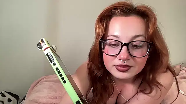 Snapshot of sweetandwet_daddy chatting on 02-13-25, 03:14 sweetandwet daddy online show from 02-13-25, 03:14