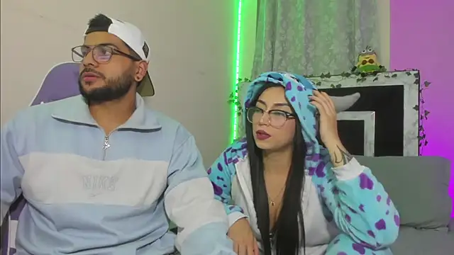 Snapshot of sophie_cute66 chatting on 02-24-25, 06:05 sophie cute66 online show from 02-24-25, 06:05