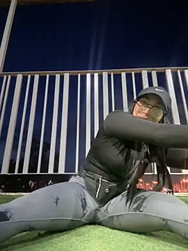 Snapshot of sophie_cute66 chatting on 10-03-25, 11:13 sophie cute66 online show from 10-03-25, 11:13