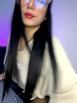 Snapshot of sophie_cute66 chatting on 10-29-25, 07:10 sophie cute66 online show from 10-29-25, 07:10