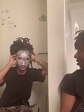 markquanna online show from 04-18-26, 03:43