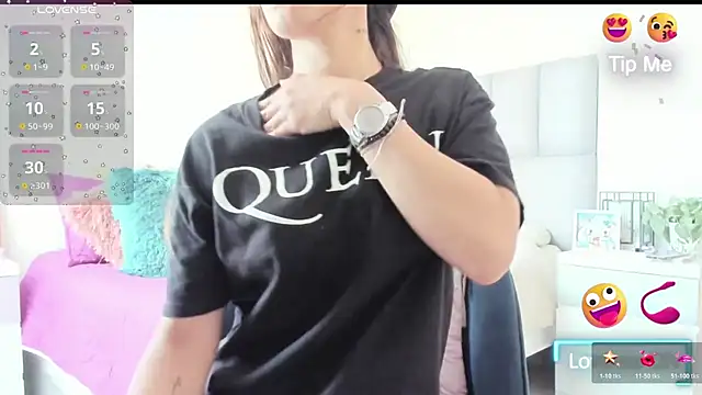 Charlotte7-7 online show from 10-29-25, 06:09