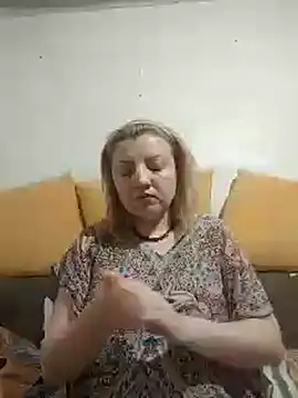 Snapshot of stefanyharper16 chatting on 02-28-25, 07:46 stefanyharper16 online show from 02-28-25, 07:46