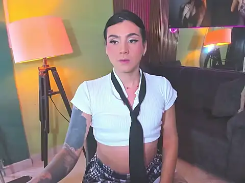 Snapshot of ximena22love chatting on 12-01-25, 09:31 ximena22love online show from 12-01-25, 09:31