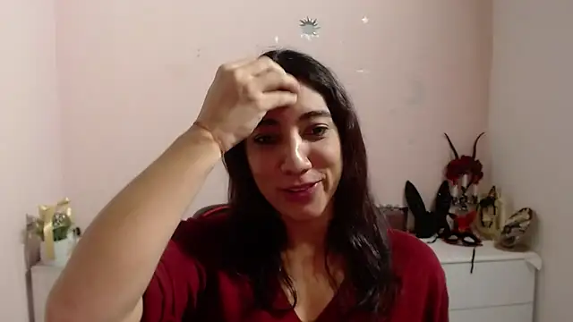 Eva Rodriguez  online show from 11-17-25, 03:51