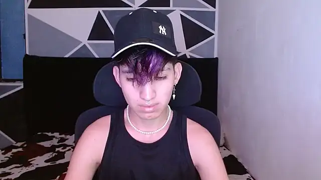 littlextreme online show from 12-16-24, 04:02