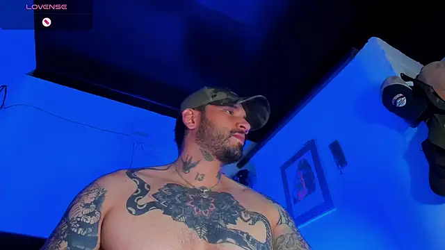 CamiloGray  online show from 03-10-25, 05:39