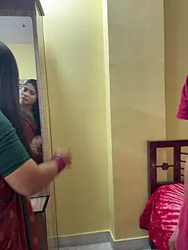 Snapshot of wow-wow-sexy chatting on 11-18-25, 05:39 wow-wow-sexy online show from 11-18-25, 05:39