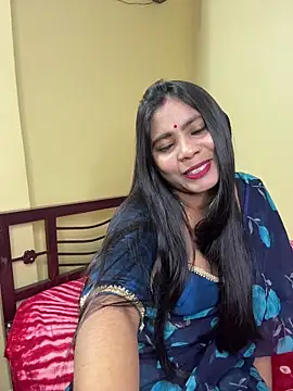 Snapshot of wow-wow-sexy chatting on 11-27-25, 06:21 wow-wow-sexy online show from 11-27-25, 06:21