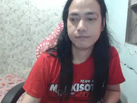 Snapshot of itsmacky4u chatting on 01-18-25, 07:48 itsmacky4u online show from 01-18-25, 07:48