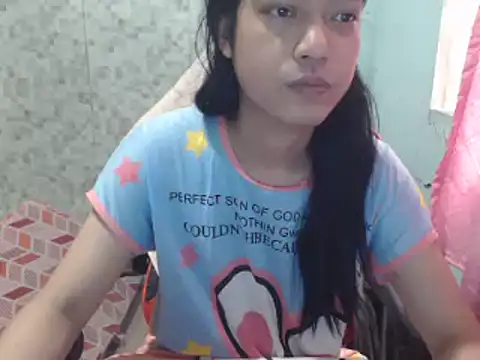 Snapshot of itsmacky4u chatting on 02-08-25, 03:30 itsmacky4u online show from 02-08-25, 03:30