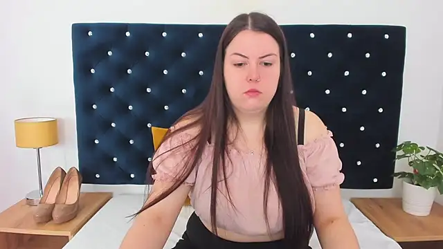 EvaLick online show from 03-19-25, 06:03