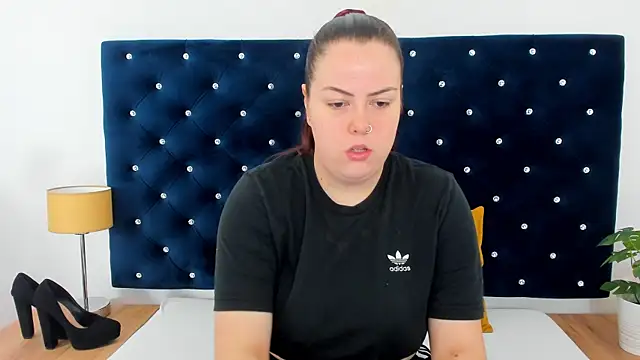 EvaLick online show from 10-28-25, 06:39