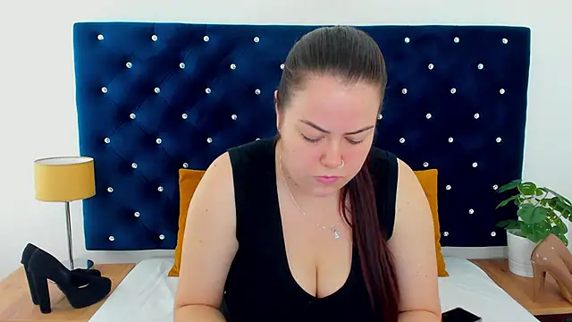 EvaLick online show from 11-19-25, 06:46