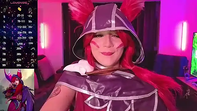 cutesarah  online show from 10-18-25, 01:30