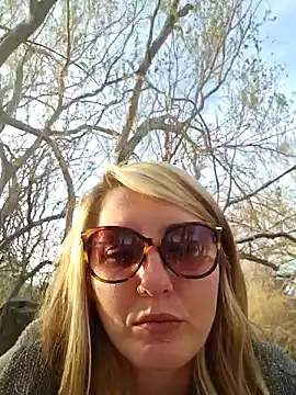 SheIsSomething online show from 01-23-25, 12:25