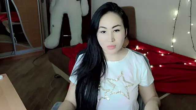 Snapshot of AsianQueens chatting on 12-09-24, 04:05 AsianQueens online show from 12-09-24, 04:05