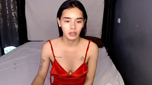 Snapshot of shecutie69 chatting on 10-05-25, 03:49 shecutie69 online show from 10-05-25, 03:49