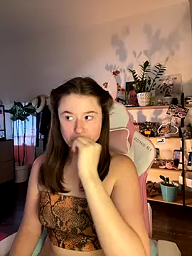 sweetest pie online show from 09-19-25, 05:57