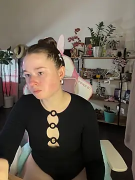 sweetest pie online show from 10-02-25, 05:20