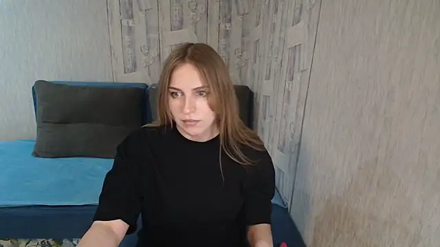 Pilly green  online show from 04-04-26, 07:17