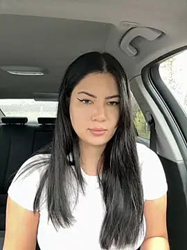 Snapshot of clairewntr chatting on 12-10-24, 11:54 clairewntr online show from 12-10-24, 11:54