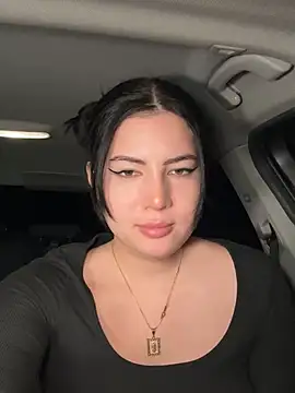 Snapshot of clairewntr chatting on 12-12-24, 09:37 clairewntr online show from 12-12-24, 09:37