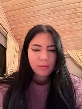 Snapshot of clairewntr chatting on 01-01-25, 03:46 clairewntr online show from 01-01-25, 03:46