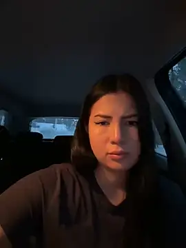 Snapshot of clairewntr chatting on 01-03-25, 01:14 clairewntr online show from 01-03-25, 01:14